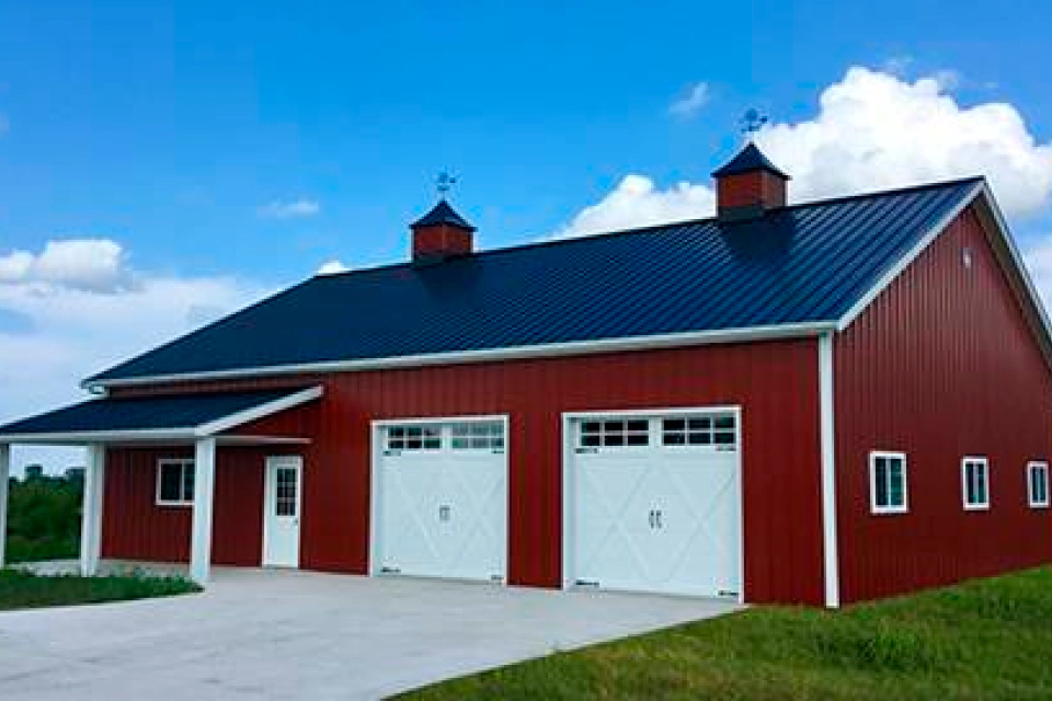 Distinctions Series™ Custom Garage Doors
